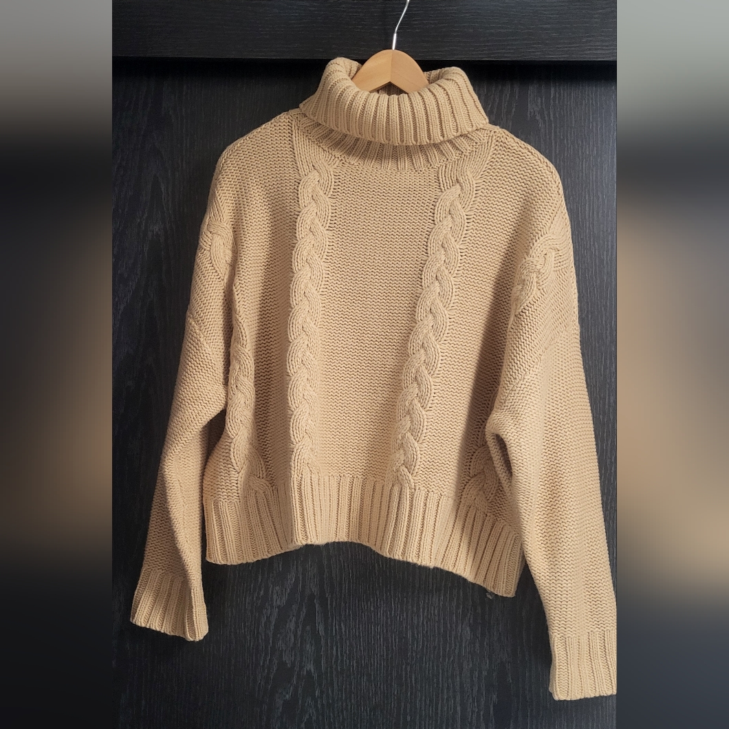 Calvin Klein Beige Cable Chunky Knit Turtleneck Sweater